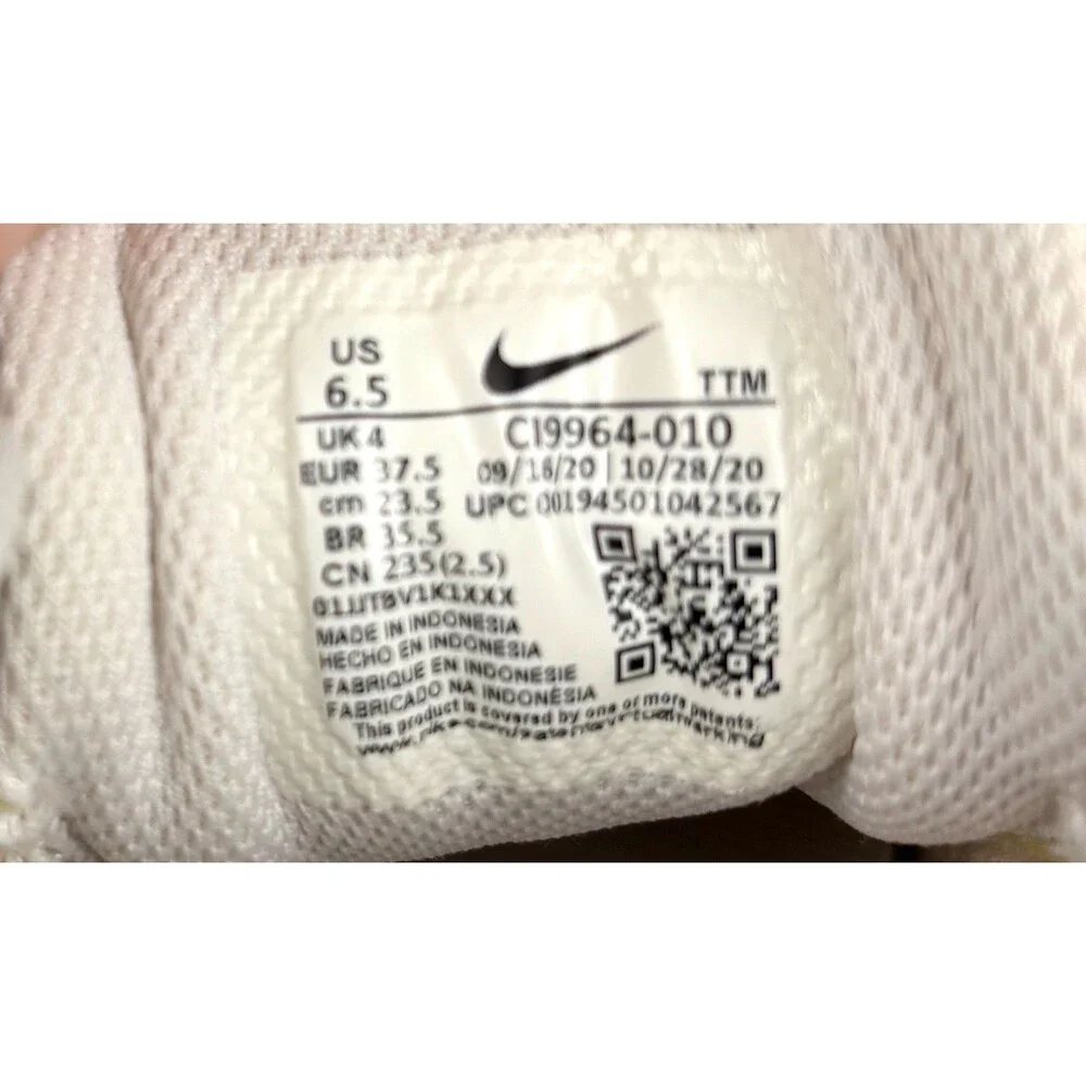 Nike Flex Experience Size 6.5W Wide White Gold Swoosh Sneakers Training Shoes